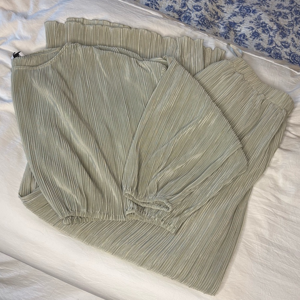 Gianna Bini Coordinating Set - image 1